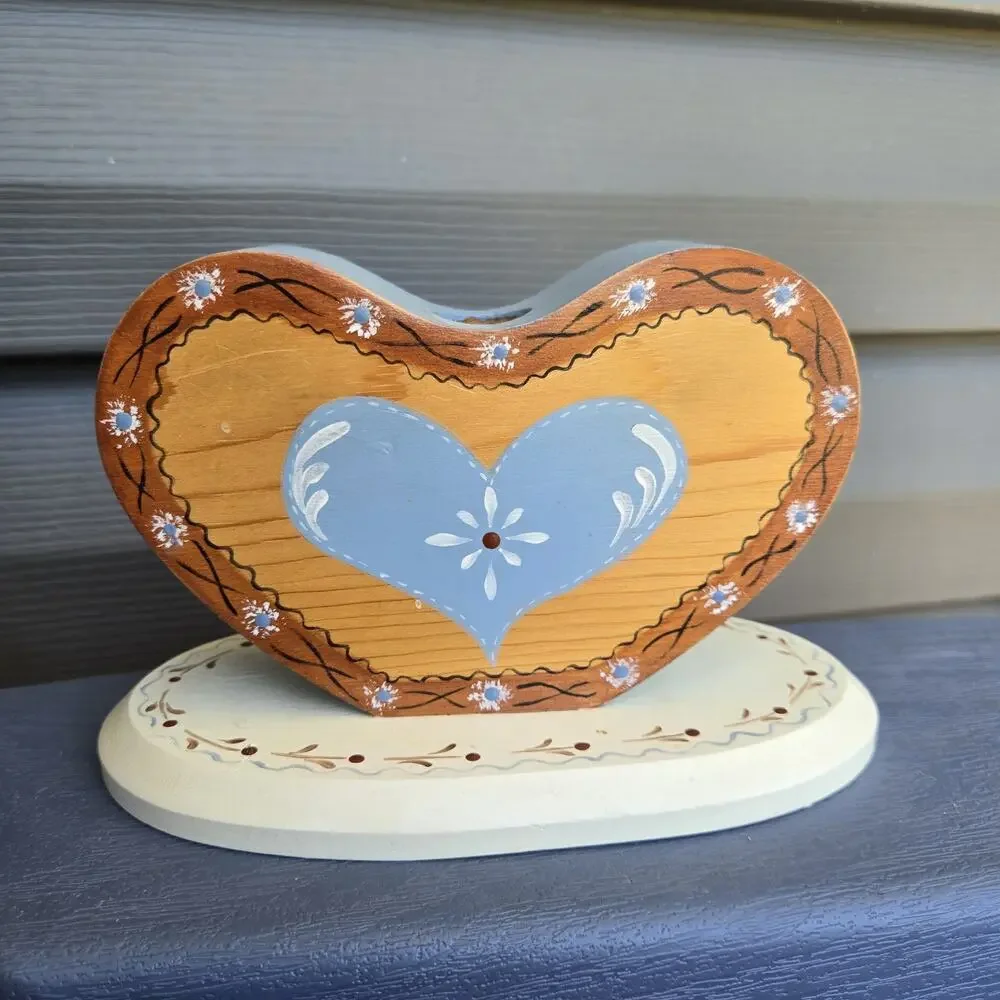 VTG Folk Art WoodCandle Holder Hand Painted Country Cottage Romantic‎ Heart